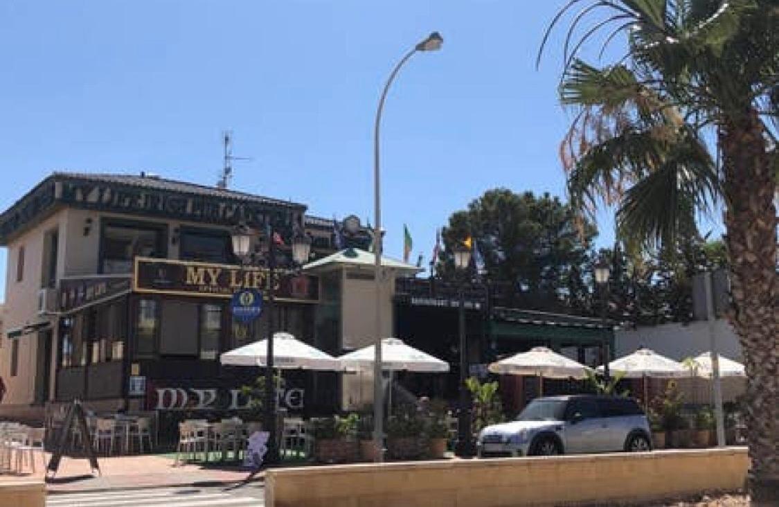 Apartment With Pool & Balcony Less Than 10Min Walk To La Mata Beach! Torrevieja Kültér fotó