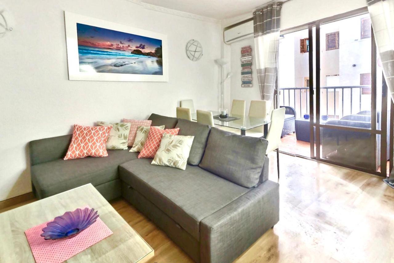 Apartment With Pool & Balcony Less Than 10Min Walk To La Mata Beach! Torrevieja Kültér fotó